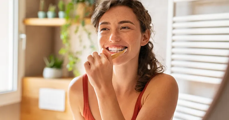 Benefits and drawbacks of brushing teeth during intermittent fasting with oral hygiene tips