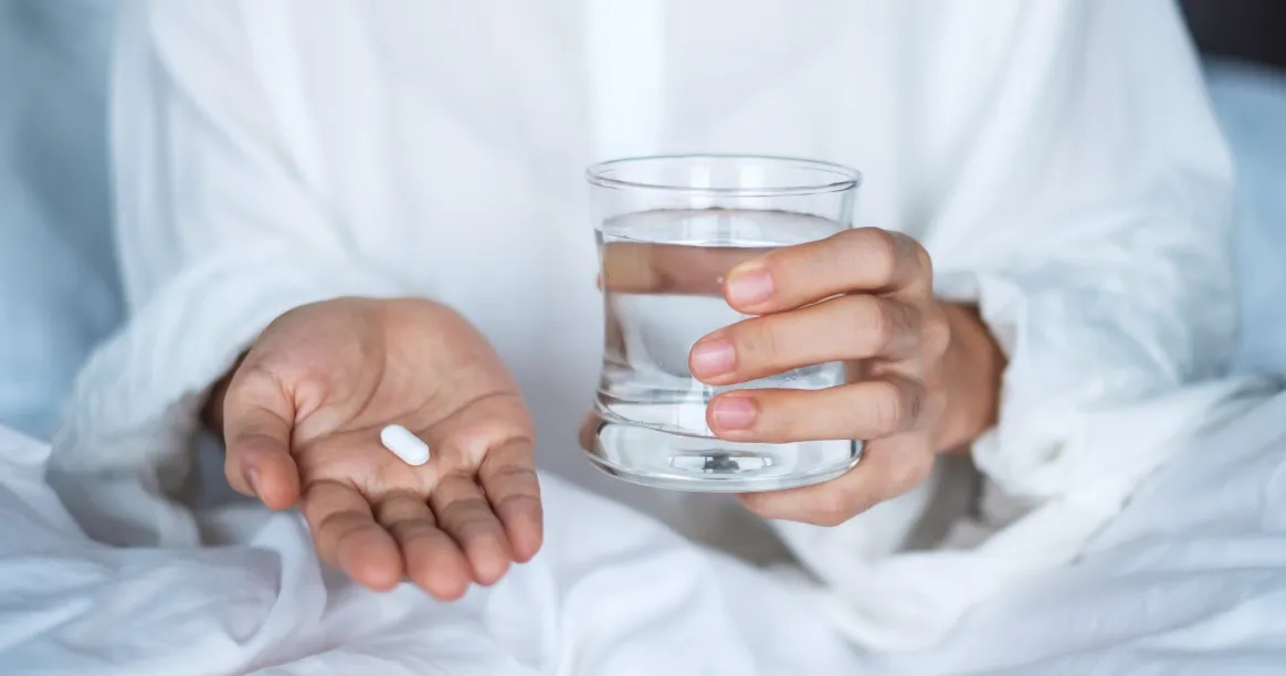 Understanding thyroid medication and intermittent fasting interactions for hypothyroidism management